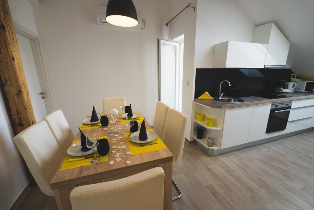 Apartments Sunny Garden Brodarica  Exterior photo