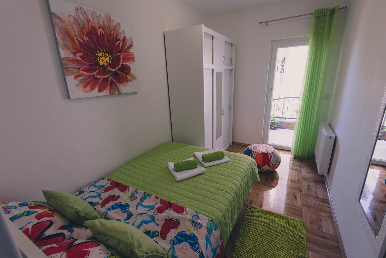Apartments Sunny Garden Brodarica  Exterior photo